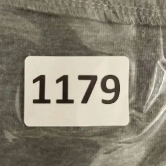 Women’s Gray Long Sleeves Front Buttons Bohemian Festival Aztec SZ M #1179 - Picture 9 of 10